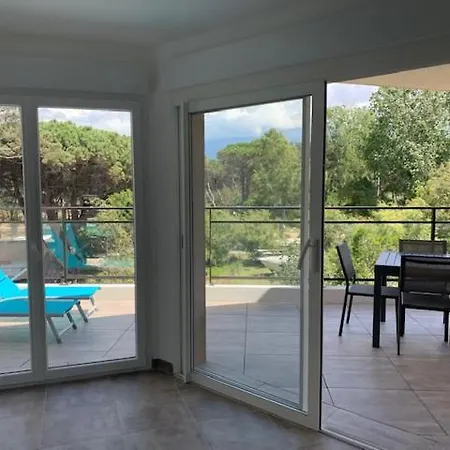 T2 Neuf Bord De Plage - Terrasse - Calvi Apartment Calvi  Exterior photo